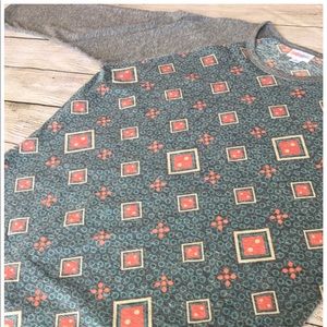 LuLaRoe long sleeve Randy top